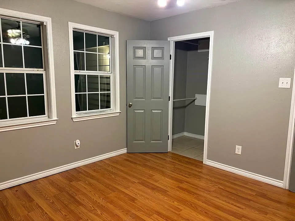 2 bed, 1.0 bath, 1208 sqft, $1,400 — Photo 4