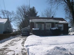825 Cornell St, Youngstown, OH