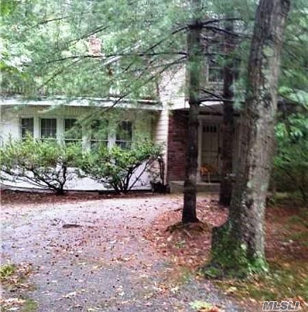 2nd image of 21 Round Tree Dr