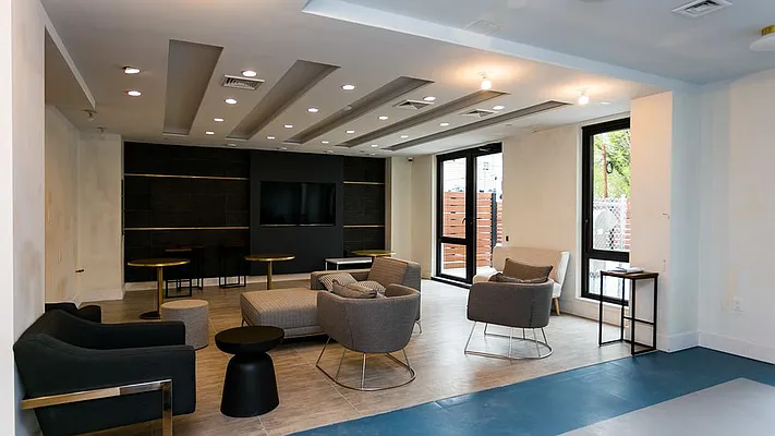 Rented by Nooklyn NYC LLC | media 45