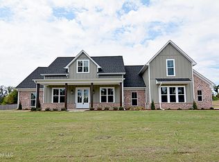 2779 Turkey Creek Dr, Olive Branch, MS 38654