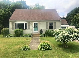 11 Mountain View Cir, Southampton, MA 01073