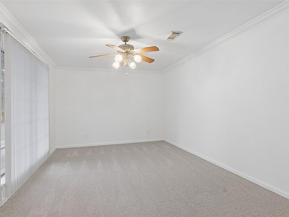 5th image of 1206 Fay Rd