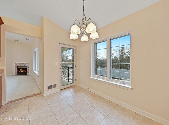 3rd image of 5649 S Cass Ave APT 305