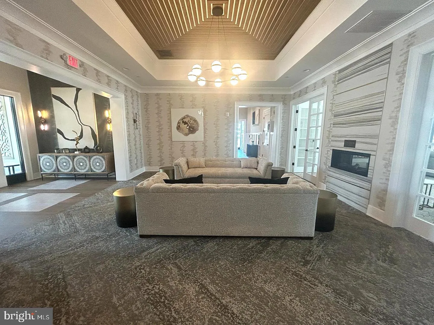2 bed, 2.0 bath, 1182 sqft, $2,700 — Photo 3