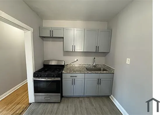7114 S East End Ave — Photo 5