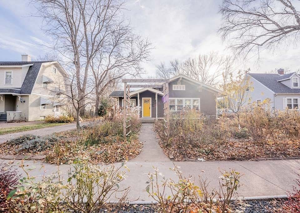 1st image of 437 Garfield Avenue