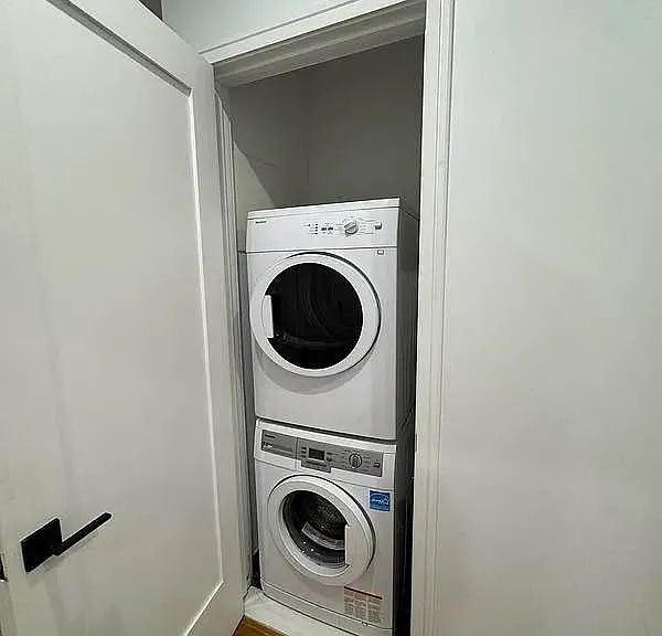 982 Madison St #2D — Photo 7