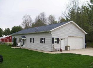 1851 Dutcher Rd, Gladwin, MI 48624