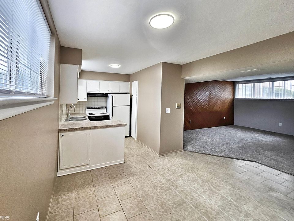 8161 Denwood Dr Apt 6, photo 21