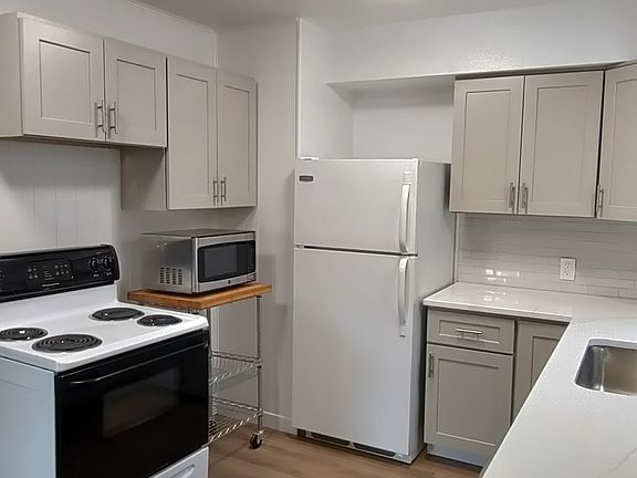 2nd image of 121 S Falcon St #121
