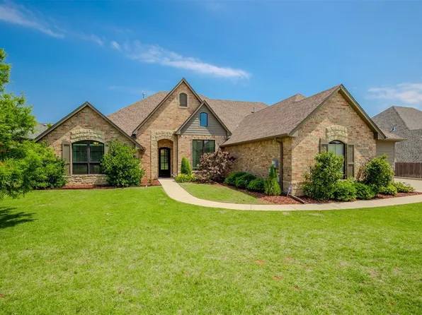 3008 Mackenzie Ave, Edmond, OK 73013