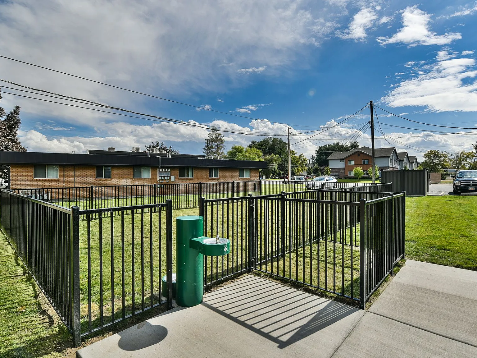 Pine Valley Apartments — Photo 4