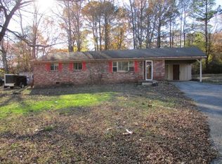 1159 City Lake Dr, Russellville, AL 35653