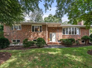 663 Beaver St, Waltham, MA 02452