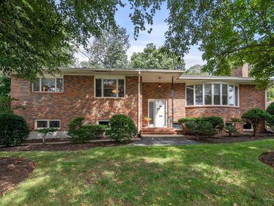 663 Beaver St, Waltham, MA, 02452