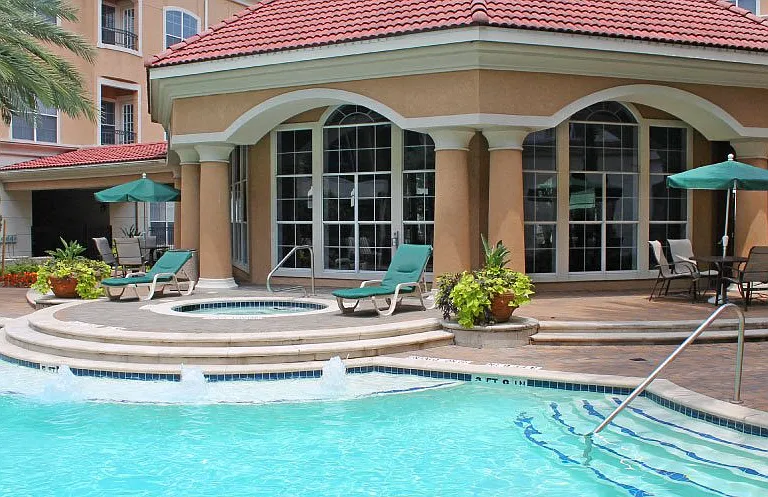 Tuscany Court Apartments — Photo 12