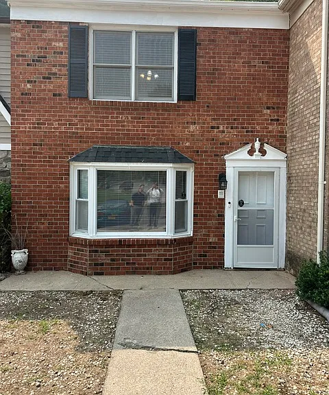 202 Seminole Trl — Photo 1