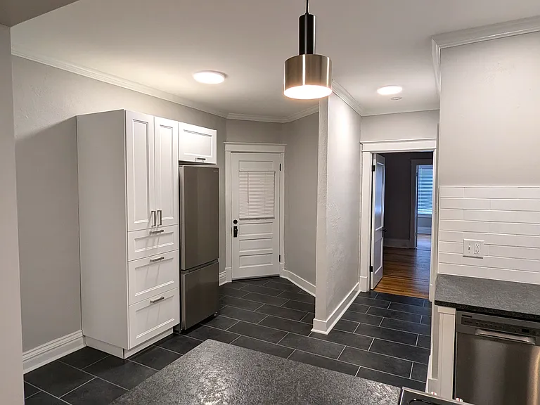 6447 Alamo Ave — Photo 7