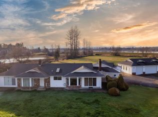 15145 Harris Rd, Pitt Meadows, BC V3Y 1Z1