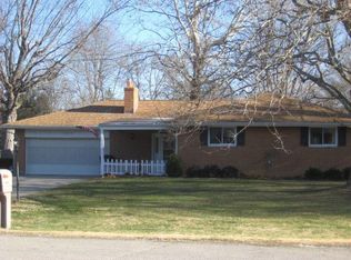1030 Woodhaven Pl, Dayton, OH 45430