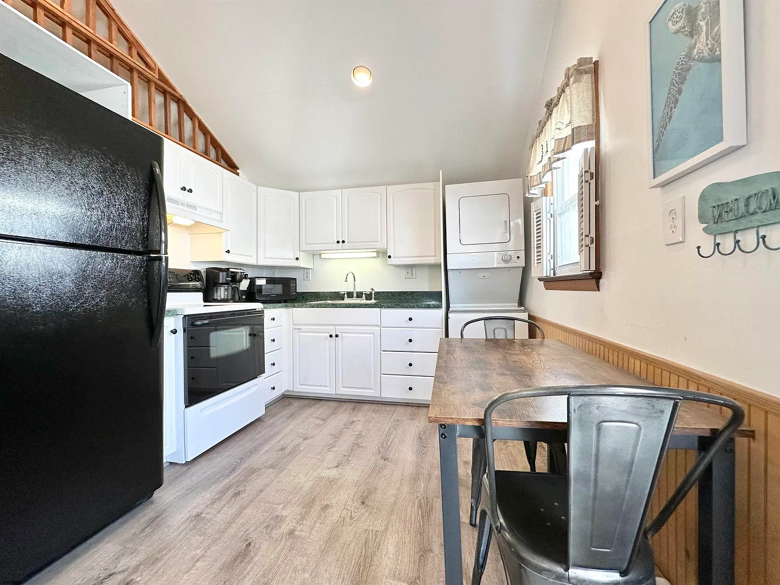 2 bed, $1,900 — Photo 4