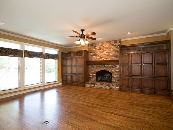 Open Family Room 