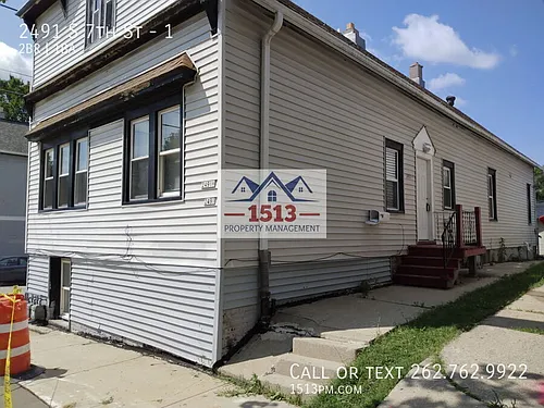 2491 S 7th St Photo 1