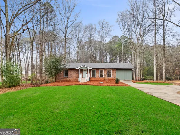335 Harris Rd, Fayetteville, GA 30215