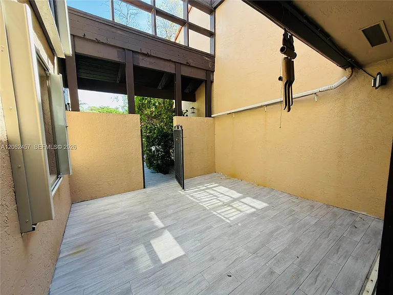 3957 Adra Ave #F-49 — Photo 9
