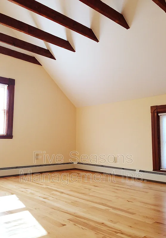 1 bed, 1.0 bath, 650 sqft, $1,700 — Photo 3