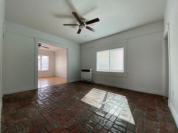 4th image of 2034 1/2 E 4th St