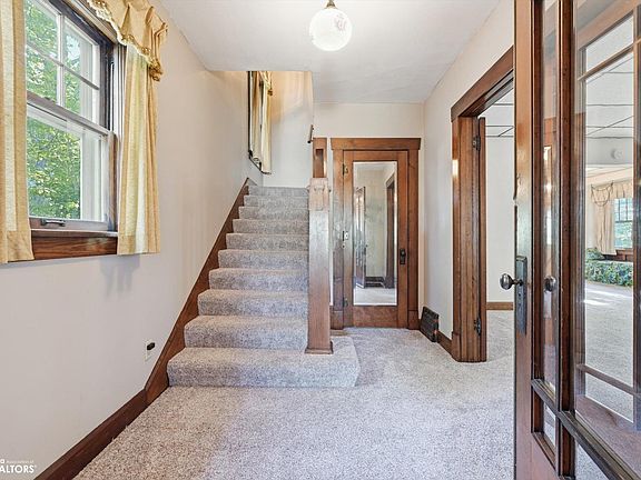 4th image of 510 N 15th St
