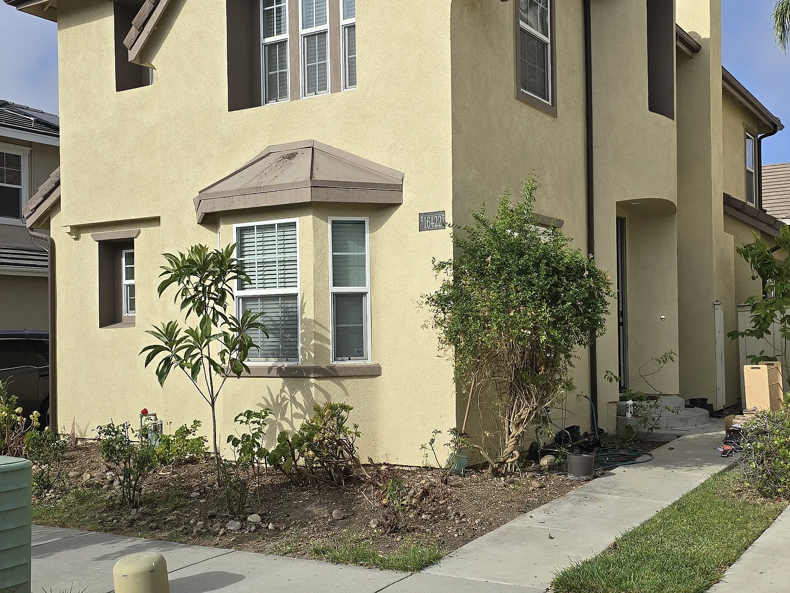 4 bed, 2131 sqft, $5,450 — Photo 2