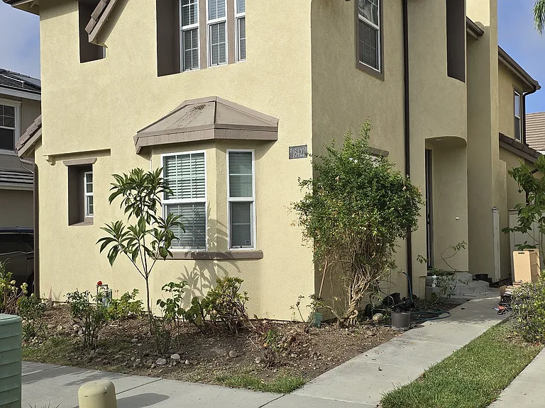 16422 Snowbells Ln — Photo 2