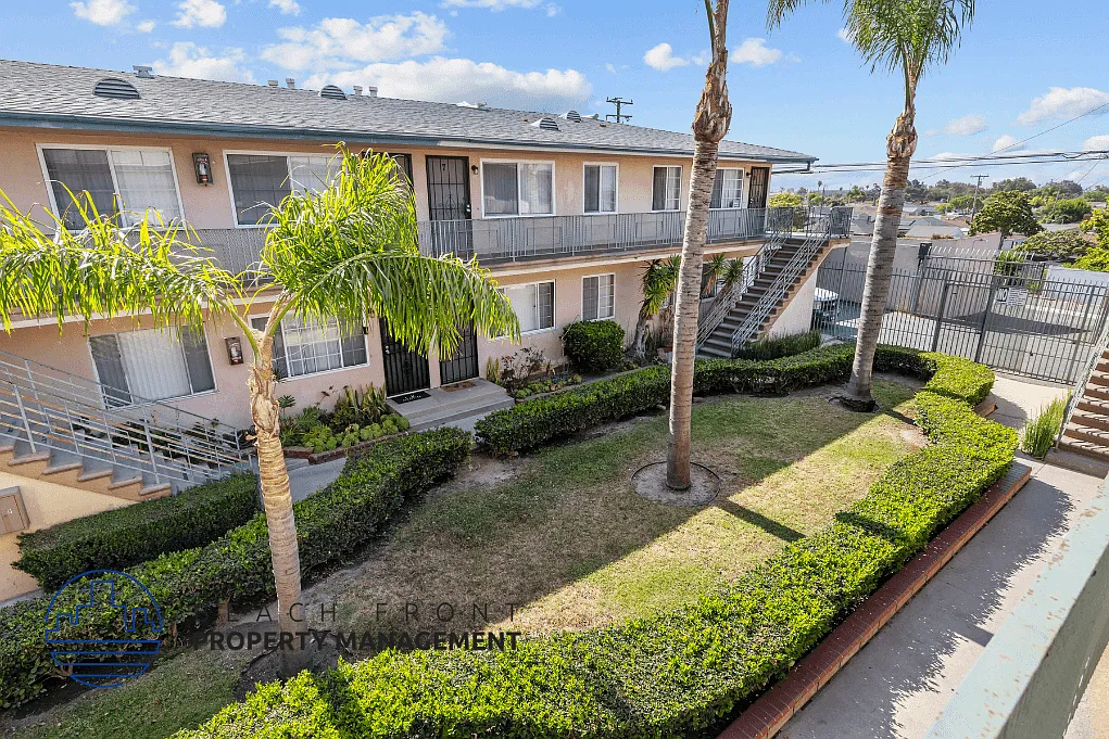 2126-2130 W. El Segundo Blvd. — Photo 2