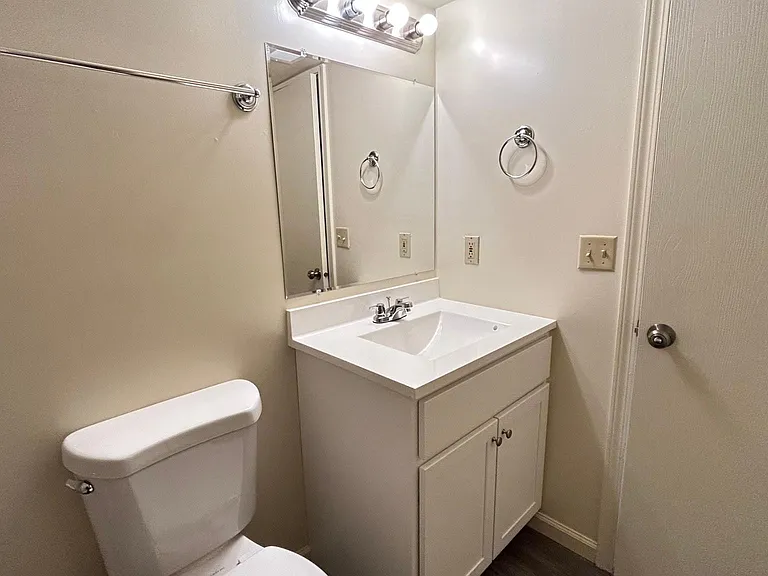 807 Rainbow Dr #3 — Photo 8