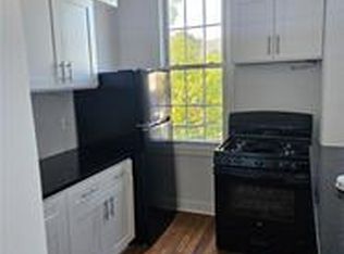 2034 Grove St #2F, Ridgewood, NY 11385