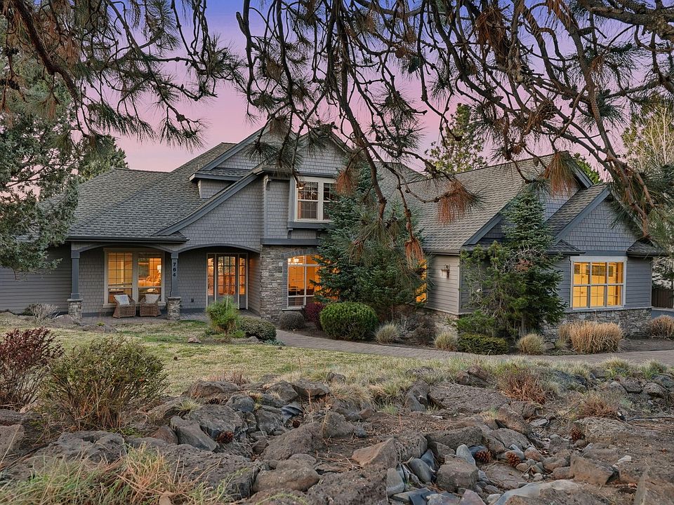 1st image of 764 NW Yosemite Dr
