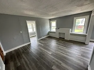 3346 Agnes Ave — Photo 5