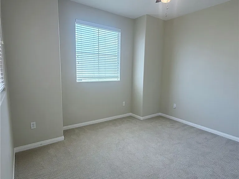 7312 W Mesa Vista Ave — Photo 4