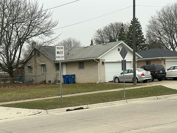 3rd image of 27203 Bunert Rd