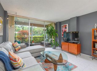 104 Royal Park Dr APT 1D, Oakland Park, FL 33309