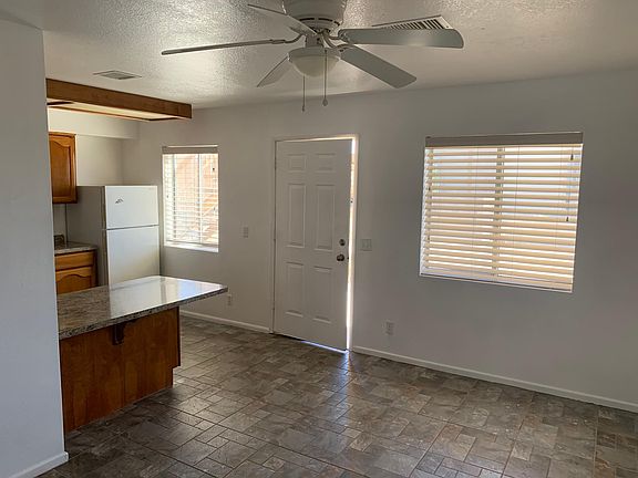 3rd image of 1325 Navajo Dr APT 1