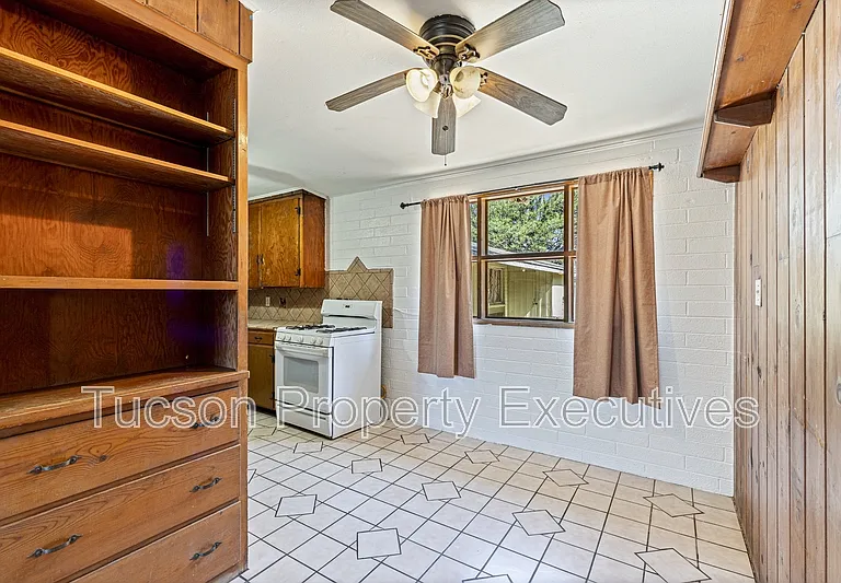1615 E Adelaide Dr #4 — Photo 7