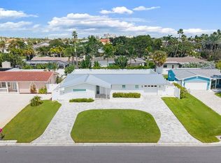 113 17th St, Belleair Beach, FL 33786