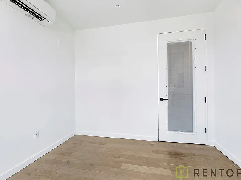 1875 Atlantic Ave #203R — Photo 9