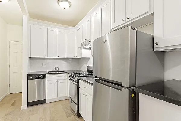 Sold by Compass | media 2