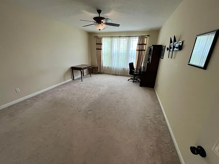 1936 Heathrow Dr — Photo 10