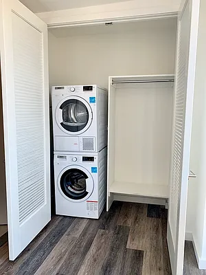 Rented by The Dermot Realty Management Company | media 8